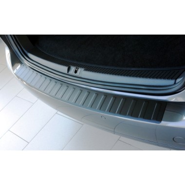 Накладка на задний бампер (черная) Volkswagen Touran II (2010-2015) бренд – Croni главное фото